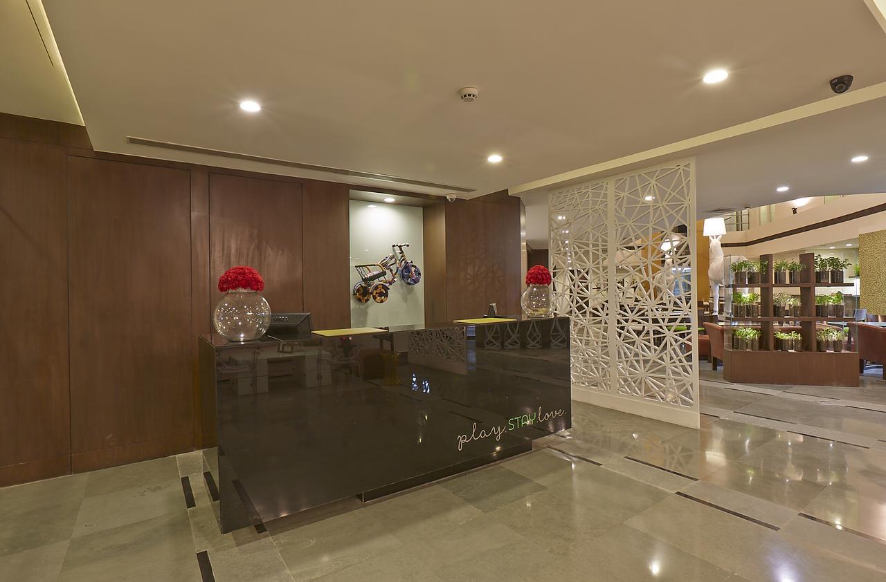 K10 Hotel Vadodara Eksteriør billede