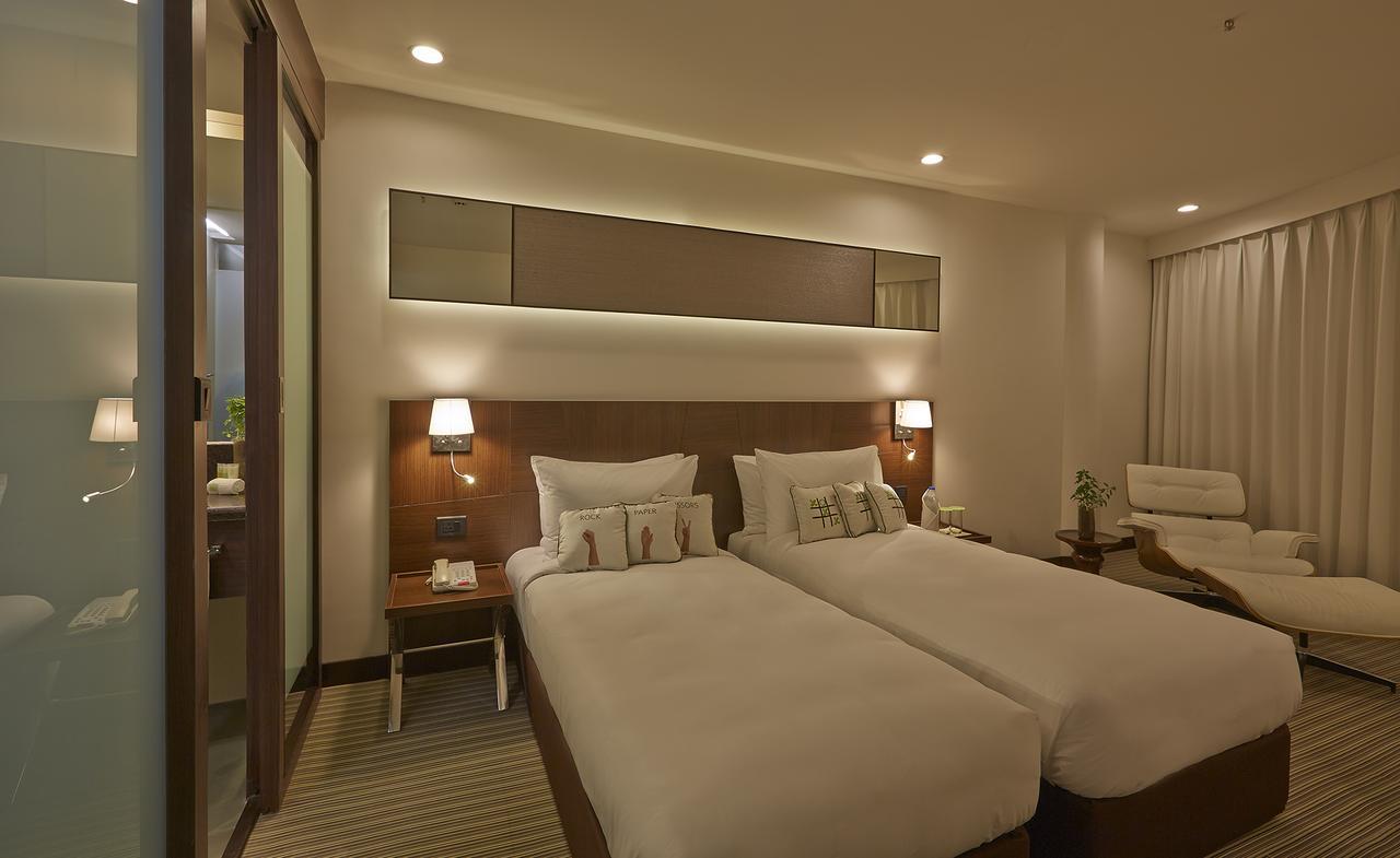 K10 Hotel Vadodara Eksteriør billede